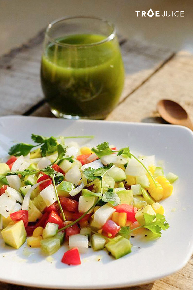 green-juice-or-salad